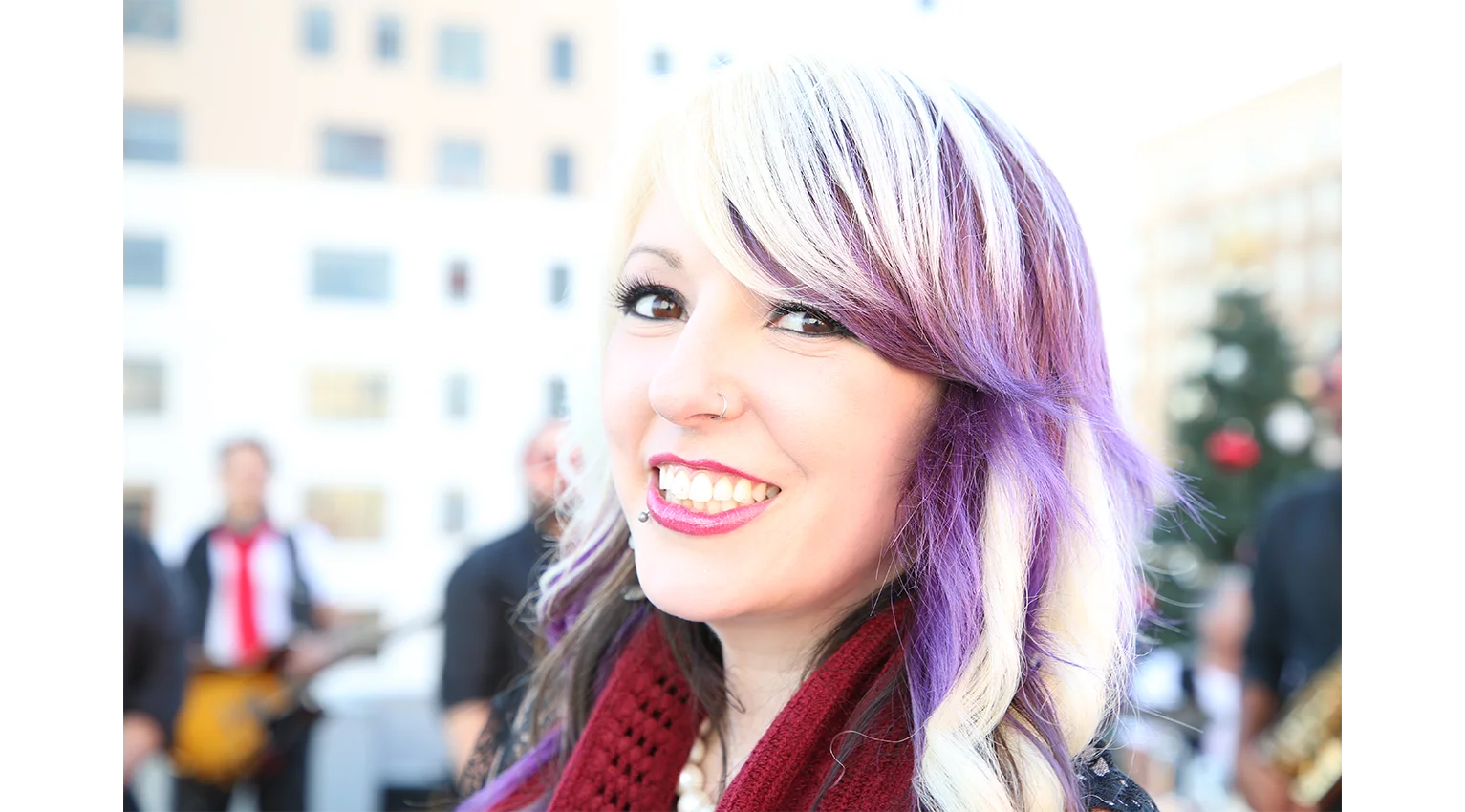 The-Convertibles-Christmas-Rooftop-Concert (32)